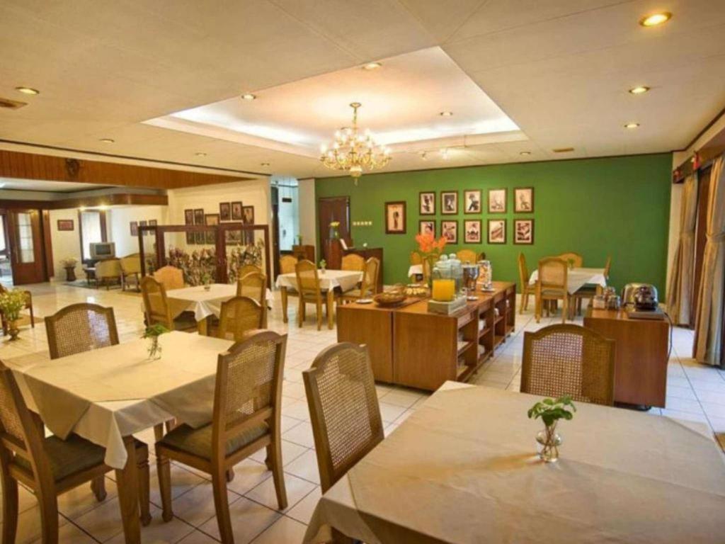 Paniisan Hotel Bandung Luaran gambar